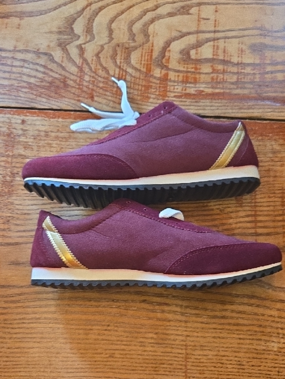 Maroon Suede Sneakers Size 11 US/ Size 45 EUwith White Laces By Polligie - Picture 6 of 13